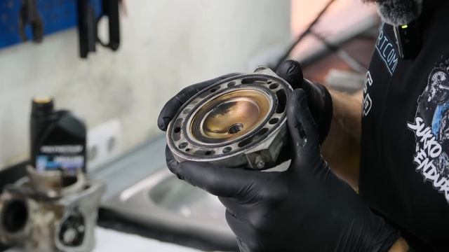 Замена поршня на 300мч. Hengjian 300, GR8 300 2t. Результат работы масла Polymerium смотреть онлайн