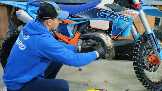 Увеличенная помпа от Эндуро краб на эндуро мотоциклы KTM, Husqvarna, Gas Gas, Hengjian. смотреть онлайн