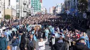 Крестный ход от Покровского храма г. Владивостока до Спасо-Преображенского собора 04.11.2025