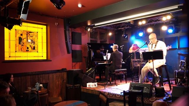 SAKHRA - Silk Summer