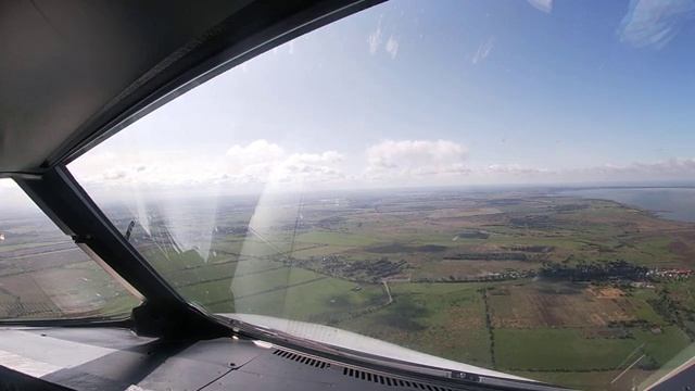Заход и посадка аэропорт Храброво. смотреть онлайн