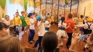 подг гр танец Праздник начинается