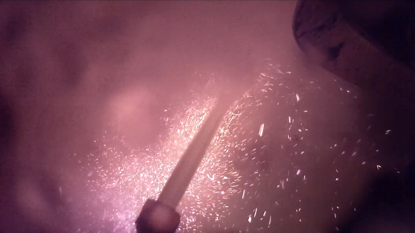 Эпизод 20: «Одинокое зарево, где-то далеко в поле. Запасливый чердак.»