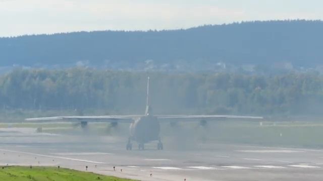 Ан-12БК RF-95408 смотреть онлайн