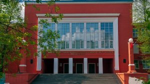 Выпускница физико-математического факультета ((НГТУ им. Р. Е. Алексеева) продемонстрировала знания.