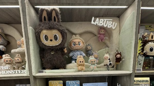 POP MART в Китае, цены на игрушки и свистушки