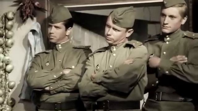 В бой идут одни «старики» - Смуглянка смотреть онлайн
