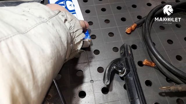 Замена зажима, держака и кабеля на качественные на сварочном аппарате смотреть онлайн