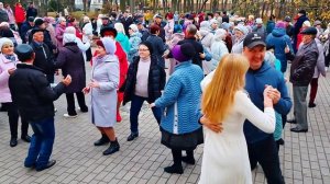 9.11.25г... "Живу, как Хочу"...