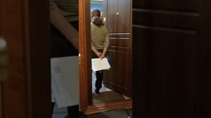 неожиданное незаконное проникновение без документов.mp4