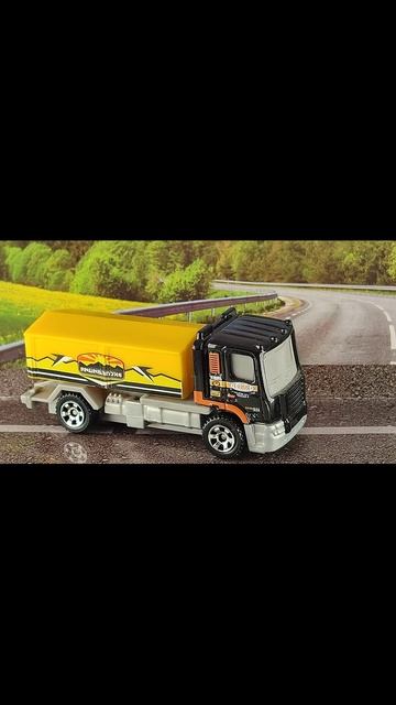 DAF С ТЕНТОМ смотреть онлайн