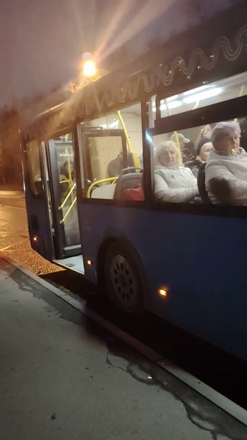 Автобус ЛиАЗ 5292 борт 191811, маршрут 687 смотреть онлайн