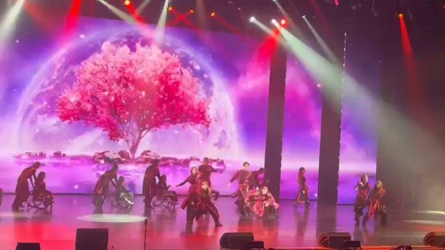 самураи на сцене, крутой номер, всем смотреть