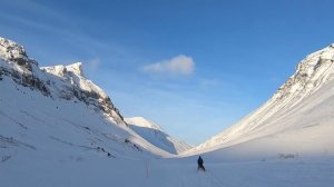 Снегоходы в горах