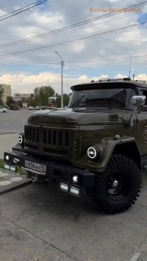 Грузовик  ЗИЛ-130 с начинкой от Mercedes-Benz