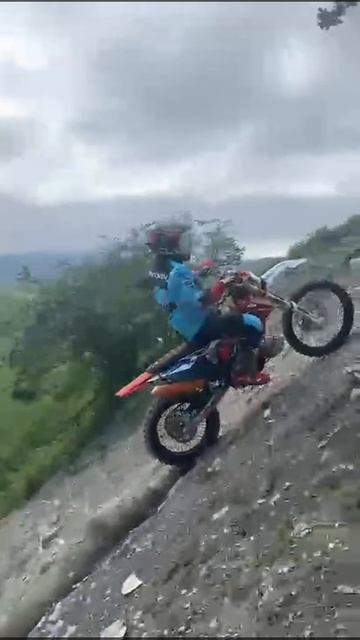 2025_05_09_19_35_IMG_1150 смотреть онлайн