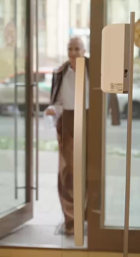 Наши любимые пациенты об Институте красоты «Сенсави»: смотреть онлайн