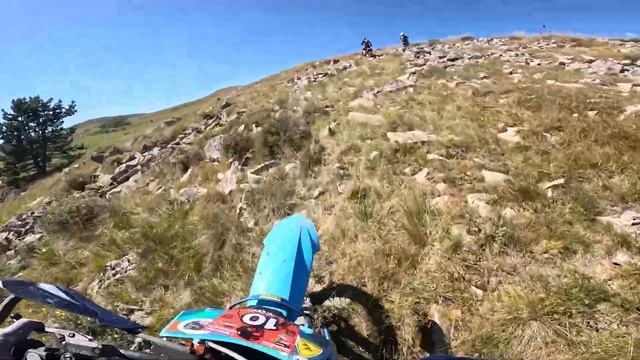 Hard Enduro Схауат 2025 | GOLD класс | День 1 | Горы 2200 м смотреть онлайн