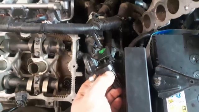 Замена свечей зажигания Nissan Teana V6