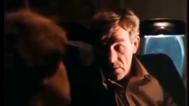 Про уехавших из страны смотреть онлайн