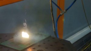Лазерная очистка металла 5-ю источниками излучения одновременно - VPG LaserONE