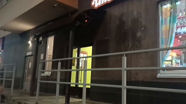 Вечерняя прогулка. Отличная погода. Шикарная музыка. А что еще от жизни НАДО..... смотреть онлайн