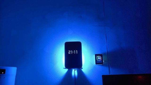 Яндекс Станция 3 против Миди