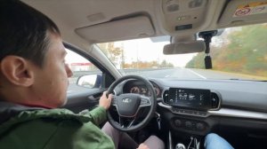 На что больше похожа Лада Искра? Веста или Гранта?