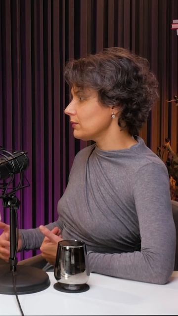 Сексуальность после 40: Как вернуть страсть в отношения - с Анной Калинджи смотреть онлайн