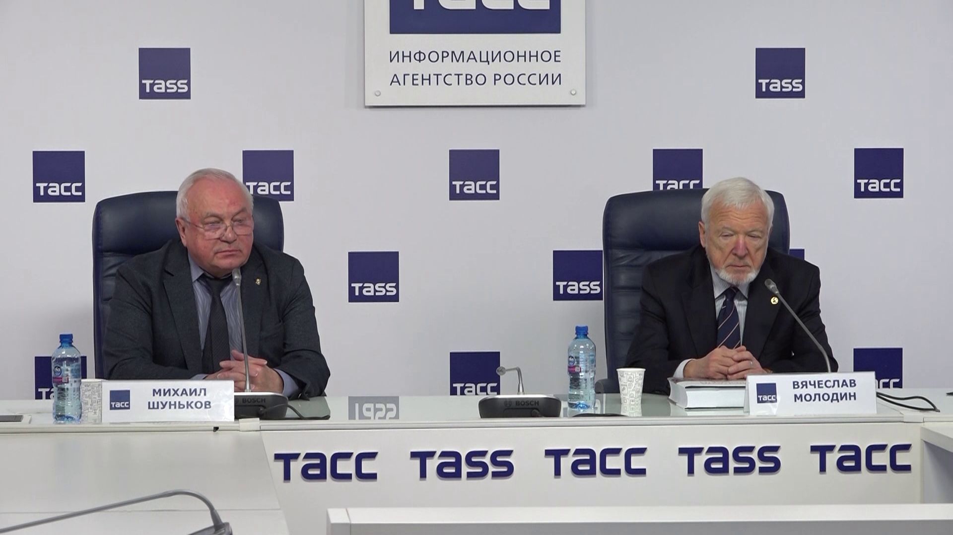 Новосибирские ученые-археологи подвели итоги полевого сезона 2025 смотреть онлайн