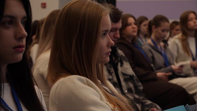 Открытый диалог "17 ценностей России" смотреть онлайн