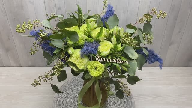 Букет из зеленых пионовидных роз и альстромерий смотреть онлайн