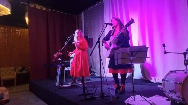 «Эхо кайнозоя» Зойкина песня.mp4