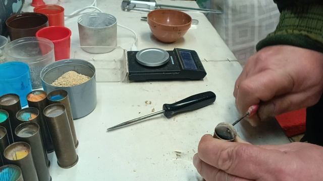 Разборка чужих, старых патронов 12 калибра смотреть онлайн