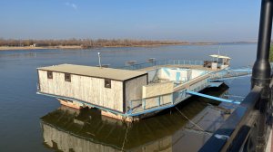 Катаюсь на набережной Волги, Астрахань. 4К, HDR