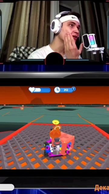 Зомби уверен: морские свинки живут в океане #shorts #SmashKarts #GrishaTV2006 #Molnian #ЗомбиСаша