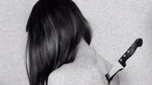 песня-нож в спину.