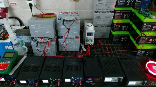 КУЛОН 830 - заряд AGM аккумулятора 42 Ач. Терморазгон. Вскрытие. Долив воды. Восстановление.