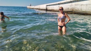 Типичный Сочи, 21 ноября 2025. Температура +23, морская вода +17. Купаемся, загораем, обстановка