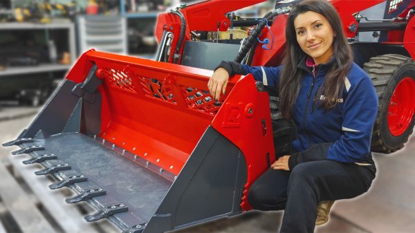 СДЕЛАЛА шикарный КОВШ 4 в 1 на свой МИНИ-ПОГРУЗЧИК! Челюстной ковш.