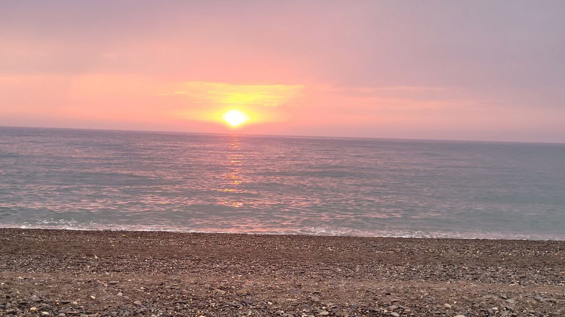 Закат и рассвет над Сириусом (Адлер.Сочи)