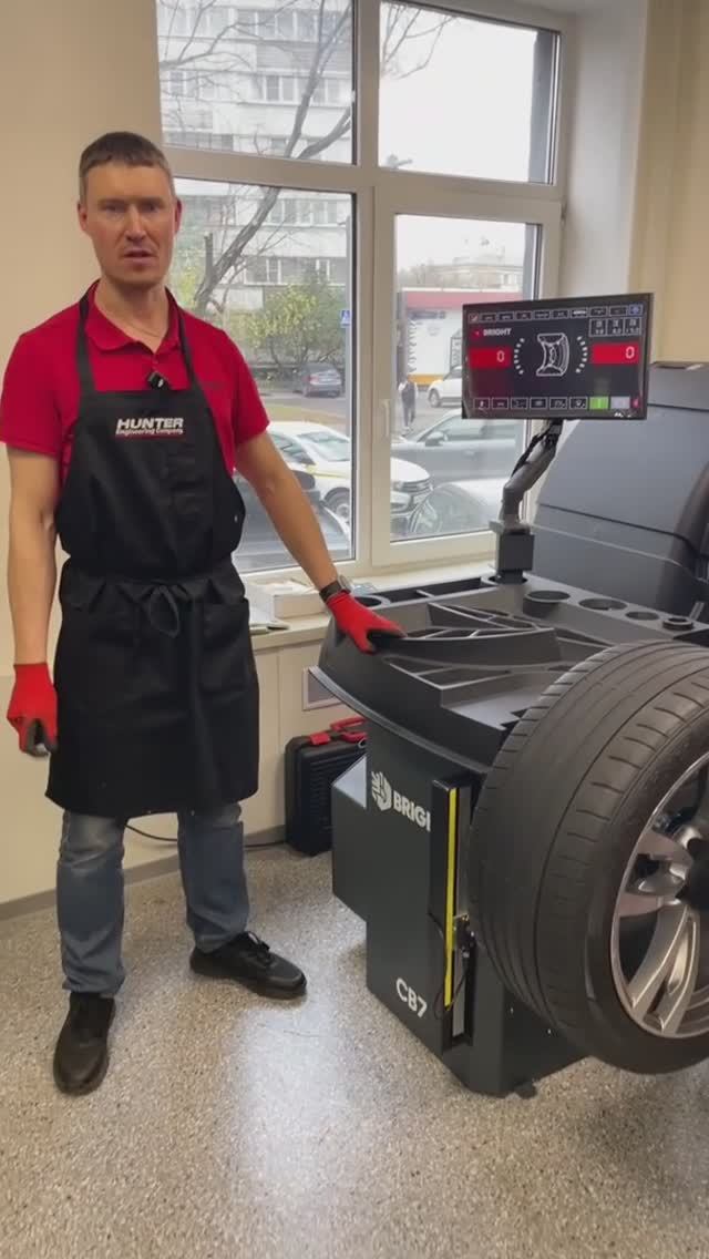 Балансировочный стенд, ЖК-монитор, автоввод 3-х параметров колеса, режим диагностики, BRIGHT, CB78P