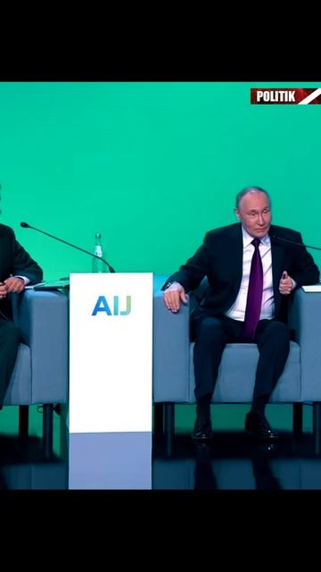 Путин: ИИ может превратить людей в роботов. Россия этого не допустит смотреть онлайн