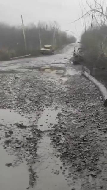 Купянск-Узловой...Дорога смерти для ВСУчек😎🤙🇷🇺🇷🇺🇷🇺Видео от противника. смотреть онлайн