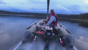 Звезда 390 катамаран и 9.8 максимальная скорость