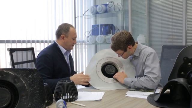 Отвод воды с плоской кровли. Водосточные воронки VILPE. смотреть онлайн