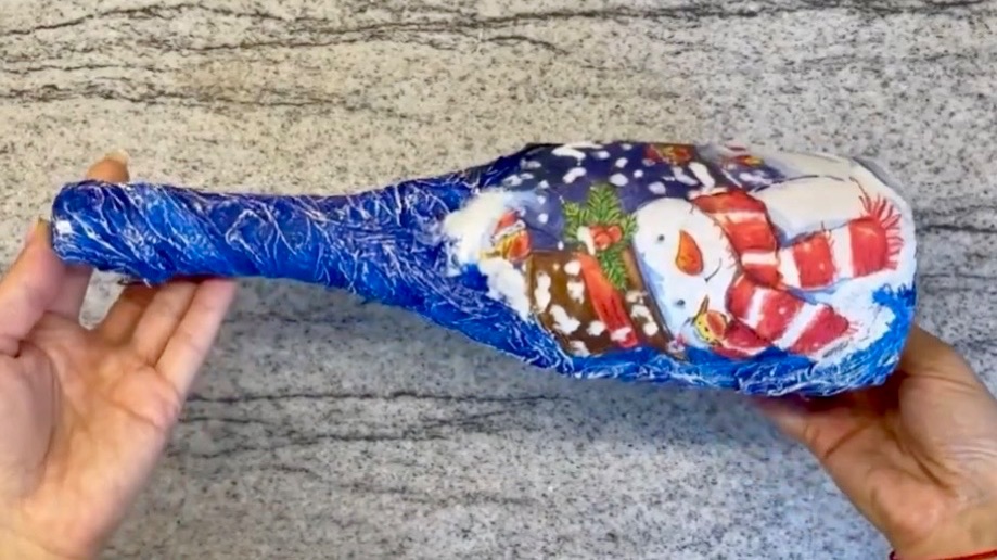 БЮДЖЕТНО и ПРОСТО! Очень легкий Новогодний декор бутылки шампанского. смотреть онлайн