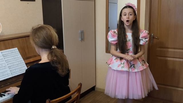 София Ковалевская. Р. Шуман. Мотылёк.mp4 смотреть онлайн
