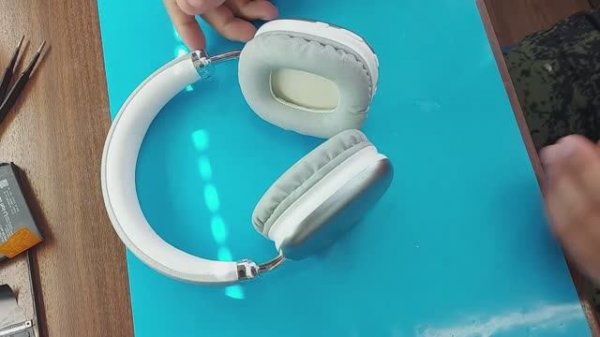 Ремонт безпроводных наушников hoco W35