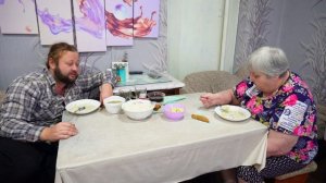 Вкусно кушаем грибной супчик с луком